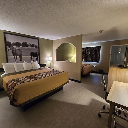 Super 8 By Wyndham Arkadelphia Caddo Valley Area Exterior photo