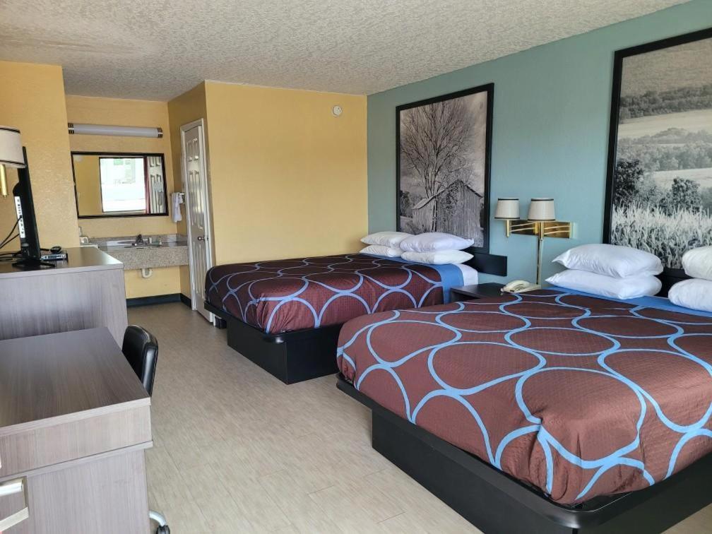 Super 8 By Wyndham Arkadelphia Caddo Valley Area Exterior photo
